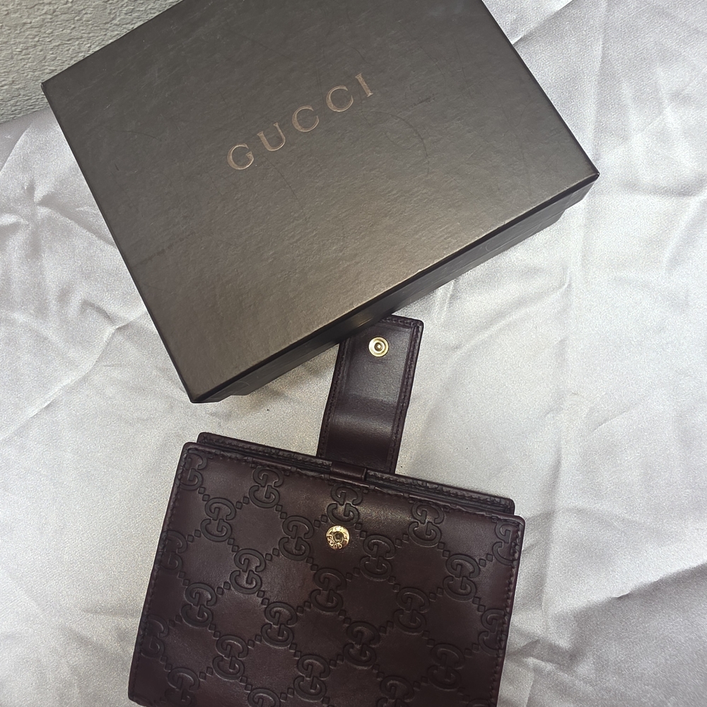 Gucci Burgundy Embossed GG Leather Agenda Cover - Picture 9 of 16